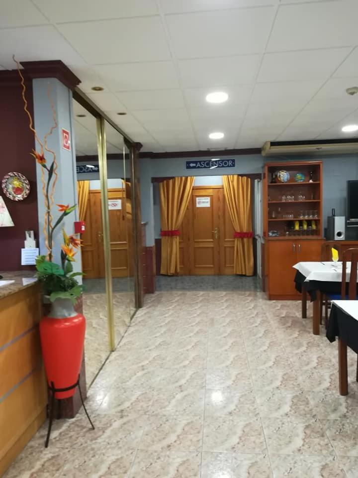 La Bolera Hotel 2*